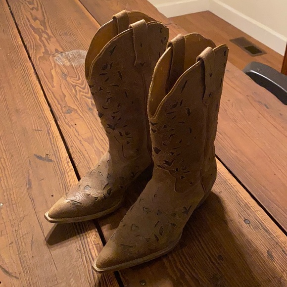 Laredo Cowgirl Boots - Picture 2 of 5